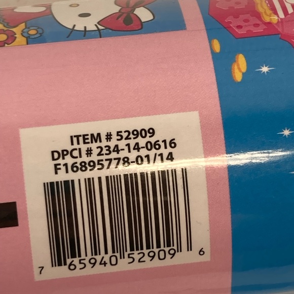 Hello Kitty Jumbo Color Roll With 3 Crayons # SIL-34206 By Sanrio New 2014 - Picture 15 of 15